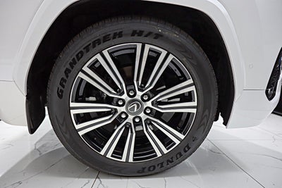 2025 Lexus LX 700h Luxury
