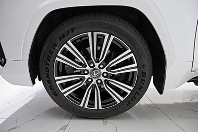 2025 Lexus LX 700h Luxury