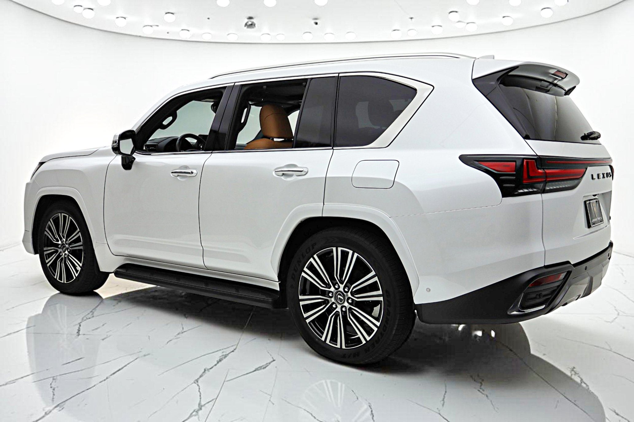2025 Lexus LX 700h Luxury