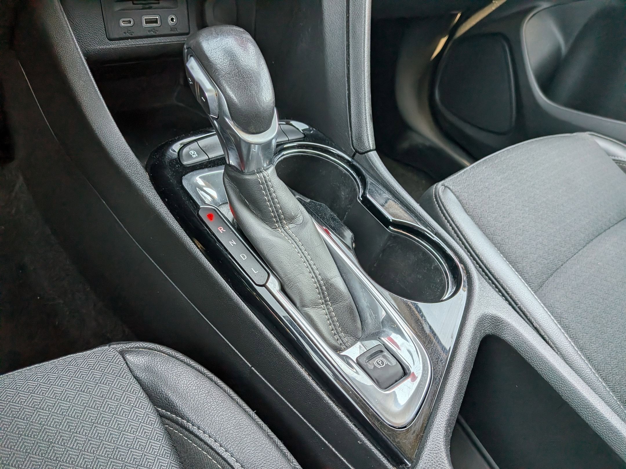 2020 Buick Encore GX Select