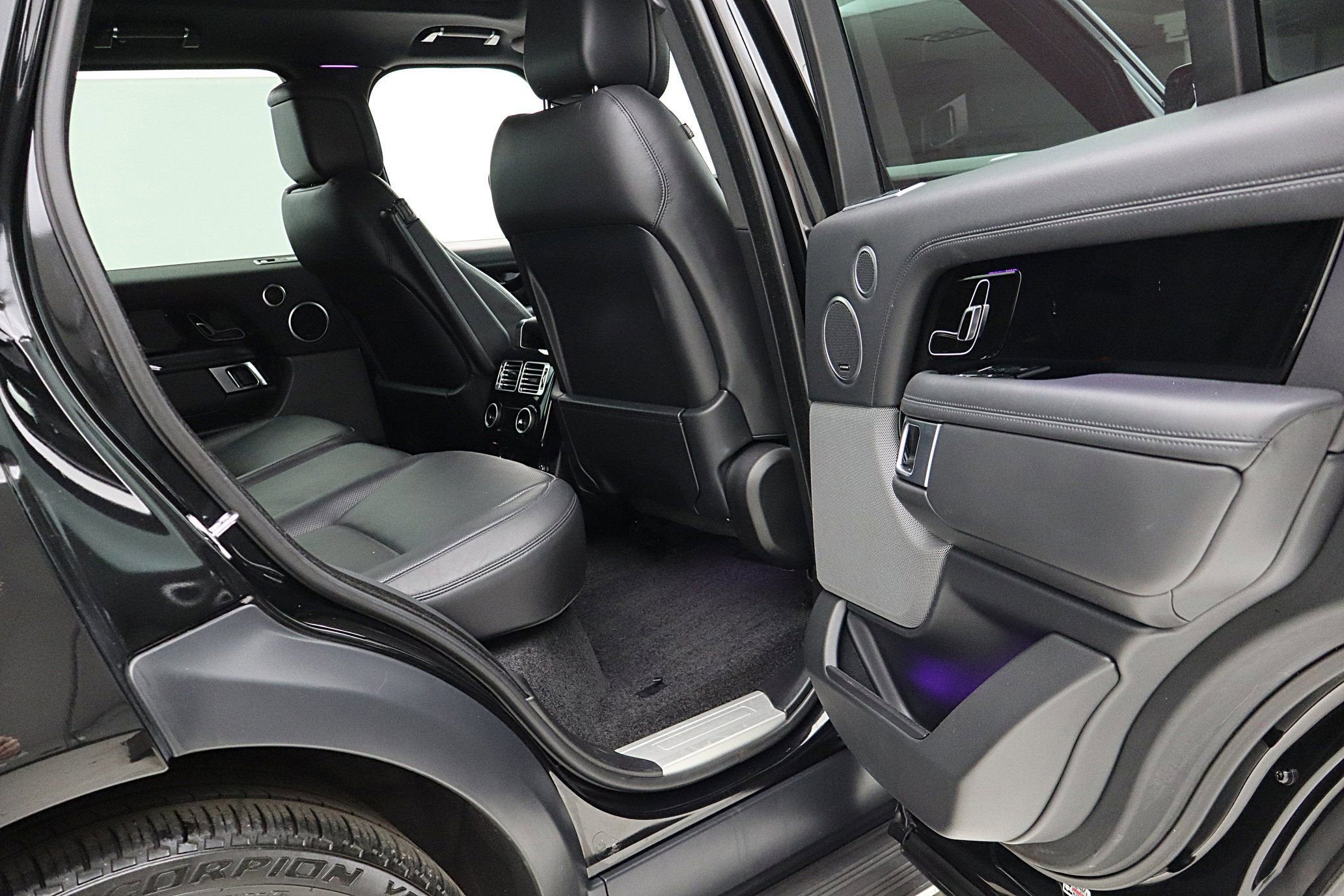 2020 Land Rover Range Rover P525 HSE