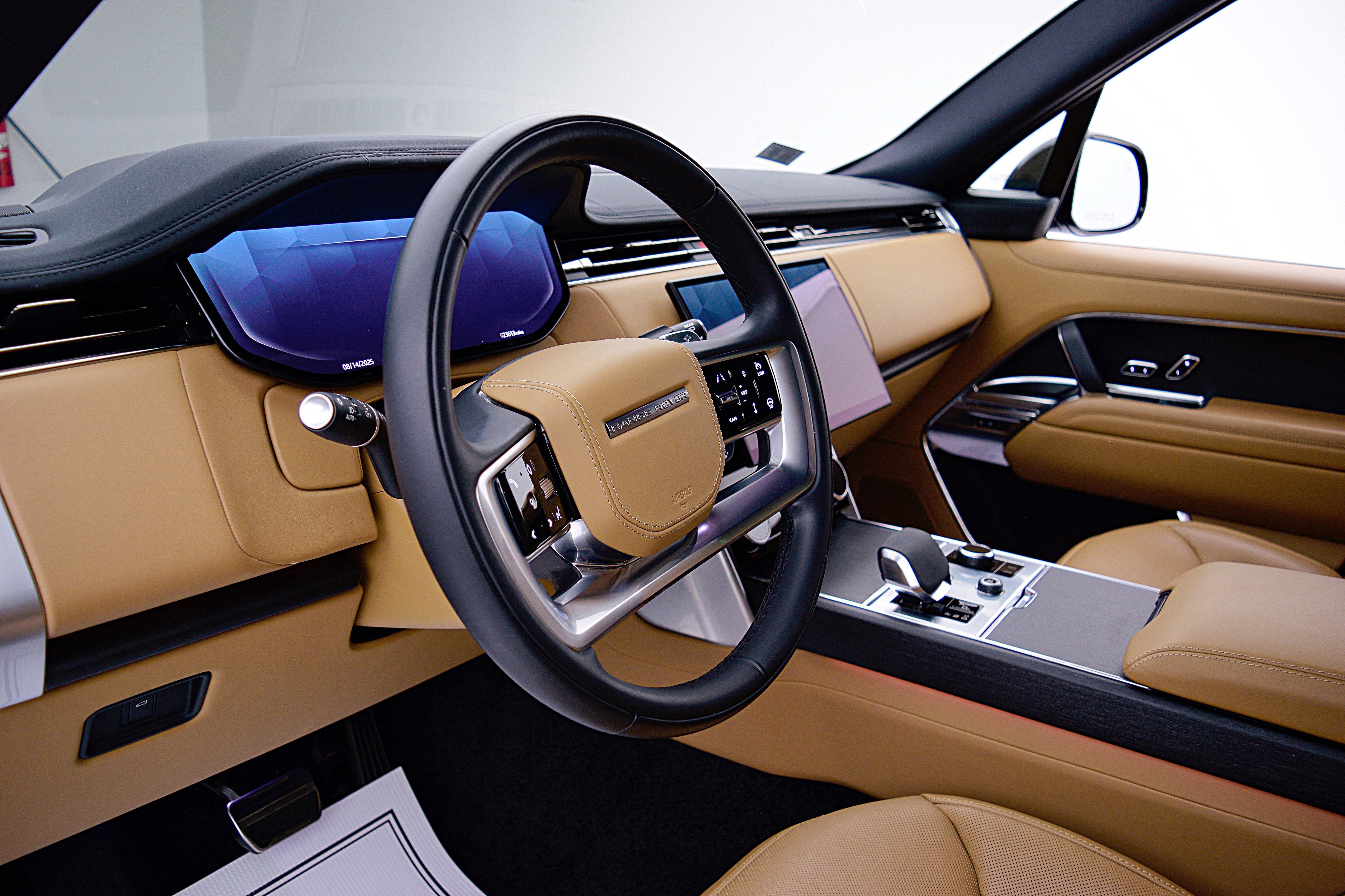 2023 Land Rover Range Rover SE