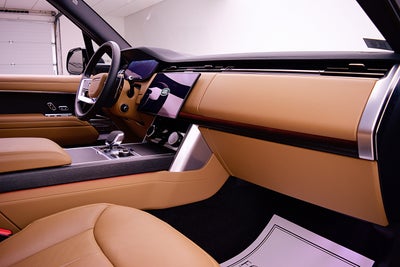 2023 Land Rover Range Rover SE