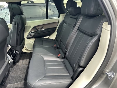 2023 Land Rover Range Rover P530 SE