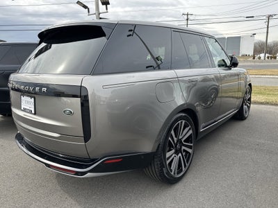 2023 Land Rover Range Rover P530 SE