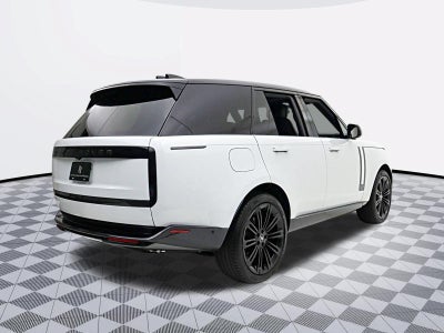 2025 Land Rover Range Rover P530 SE