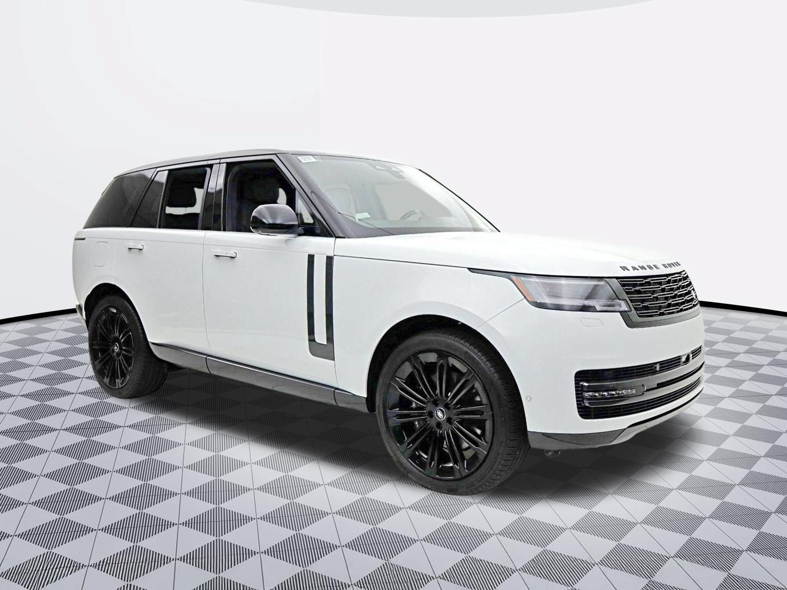 2025 Land Rover Range Rover P530 SE