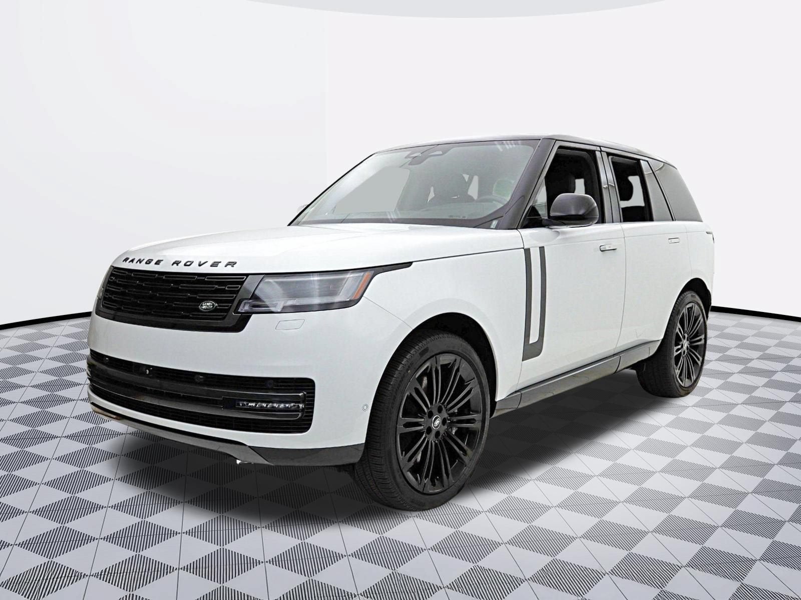 2025 Land Rover Range Rover P530 SE