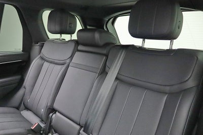 2025 Land Rover Range Rover P530 SE