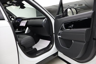 2025 Land Rover Range Rover P530 SE