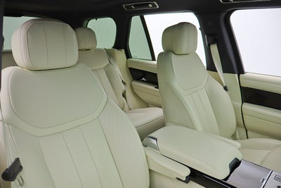 2025 Land Rover Range Rover P400 SE