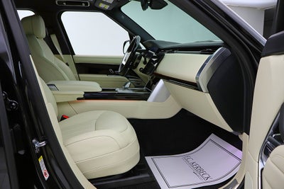 2025 Land Rover Range Rover P400 SE