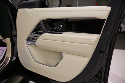 2025 Land Rover Range Rover P400 SE