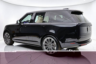 2025 Land Rover Range Rover P400 SE