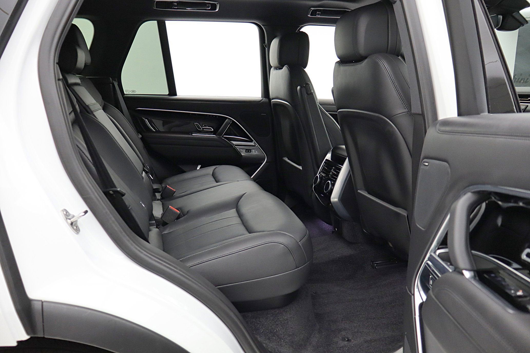 2024 Land Rover Range Rover P400 SE