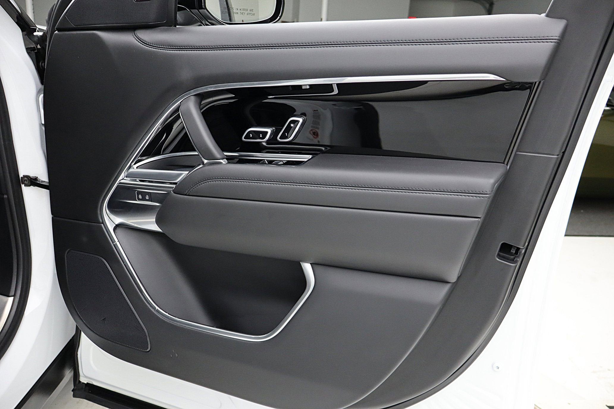 2024 Land Rover Range Rover P400 SE