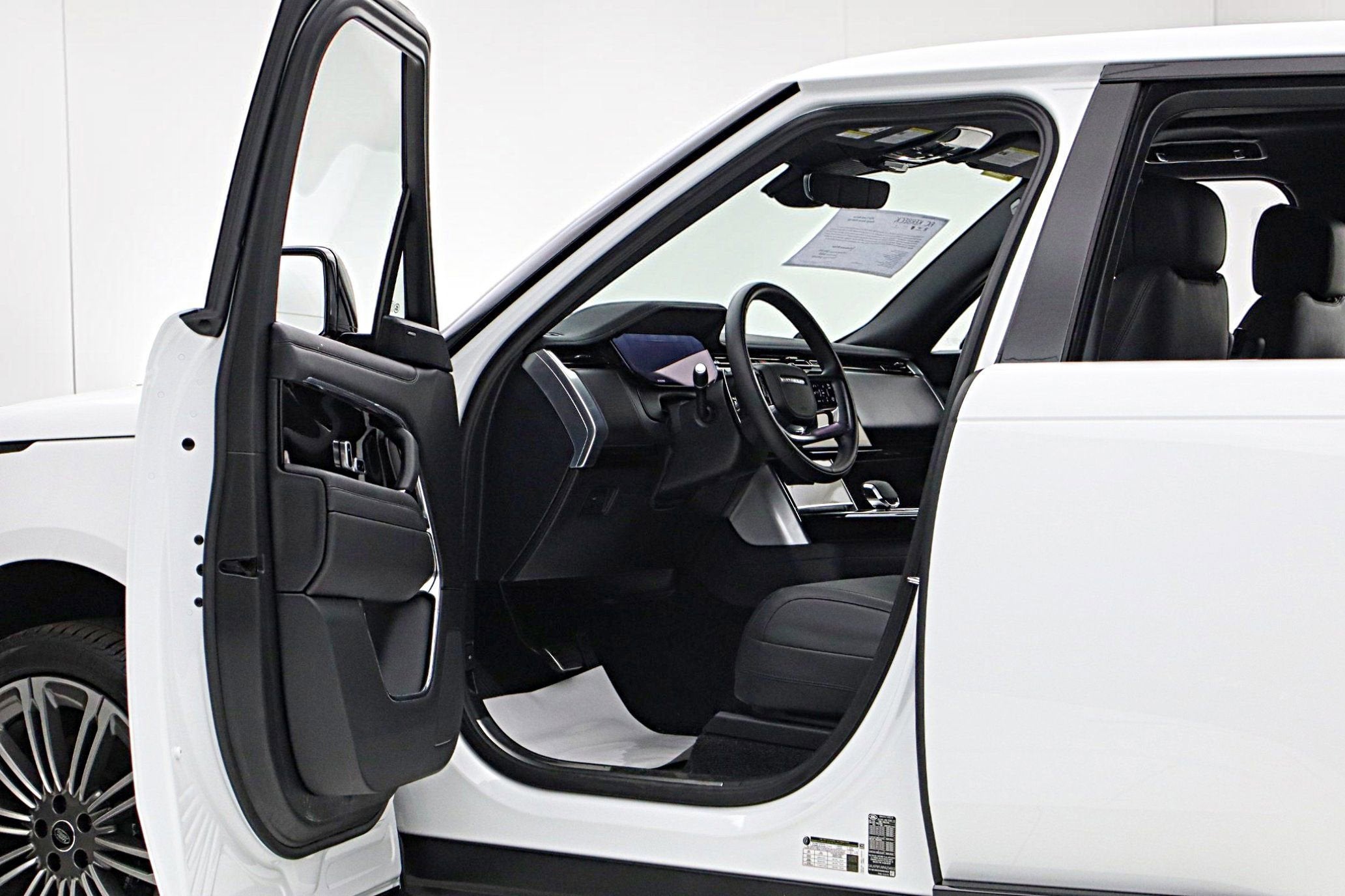 2024 Land Rover Range Rover P400 SE