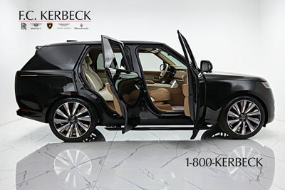 2024 Land Rover Range Rover P615 SV