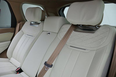 2024 Land Rover Range Rover P615 SV