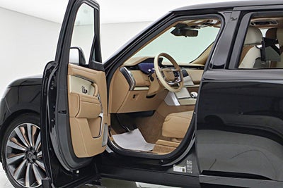 2024 Land Rover Range Rover P615 SV