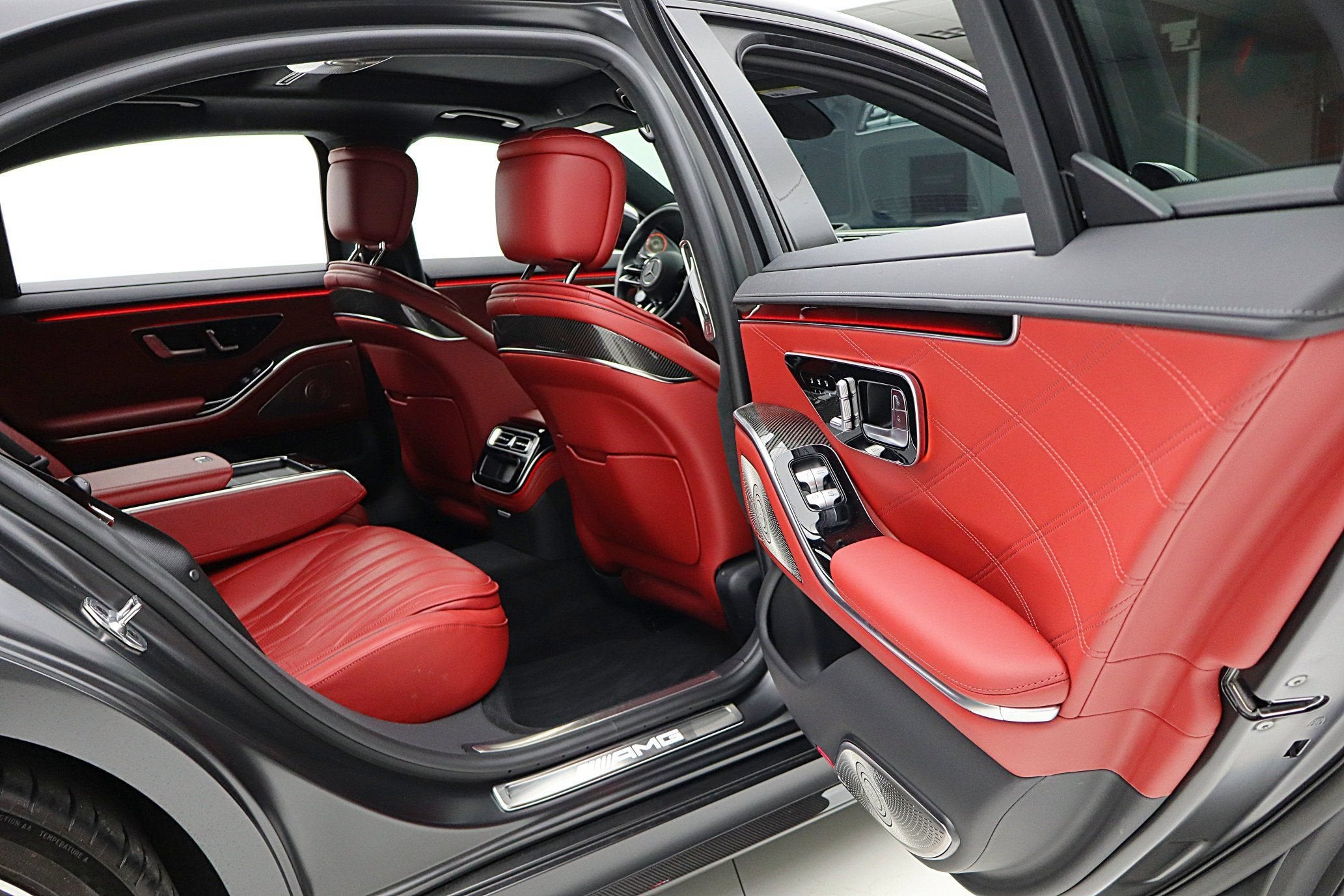 2025 Mercedes-Benz AMG® S 63 E 4MATIC®