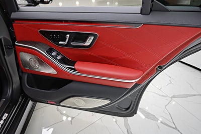 2025 Mercedes-Benz AMG® S 63 E 4MATIC®