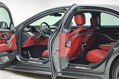 2025 Mercedes-Benz AMG® S 63 E 4MATIC®