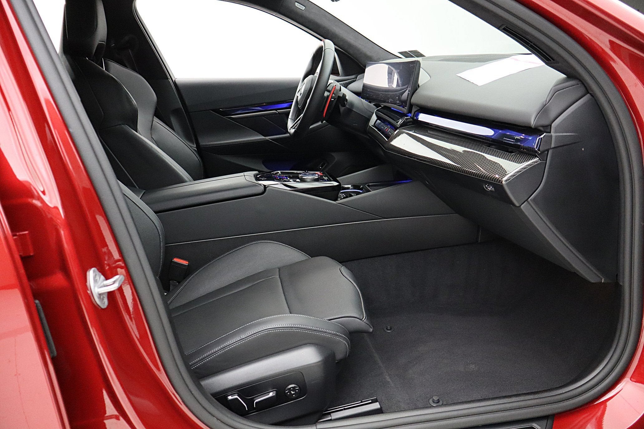 2025 BMW M5 NA