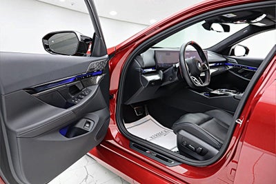 2025 BMW M5 NA