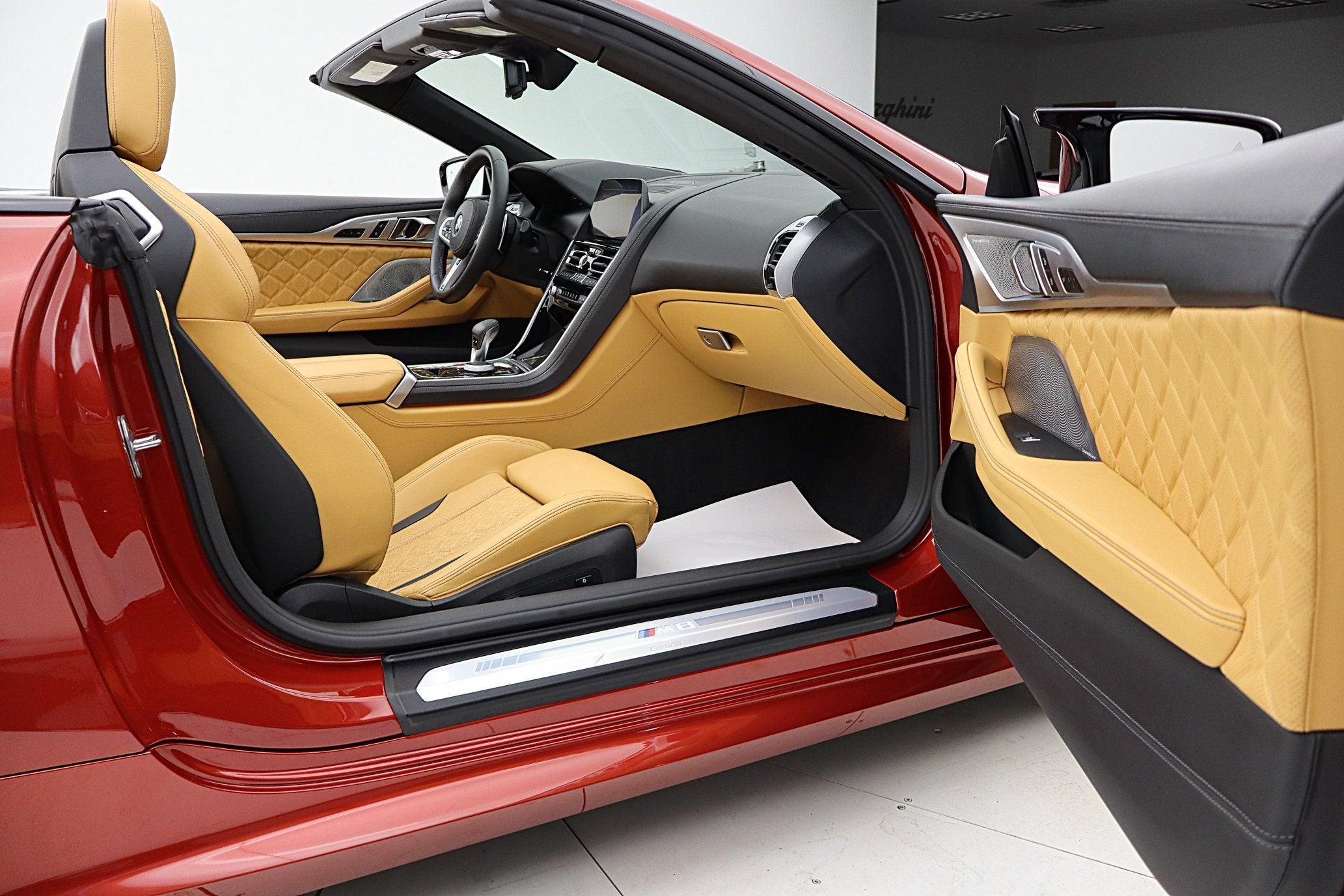 2020 BMW M8 NA