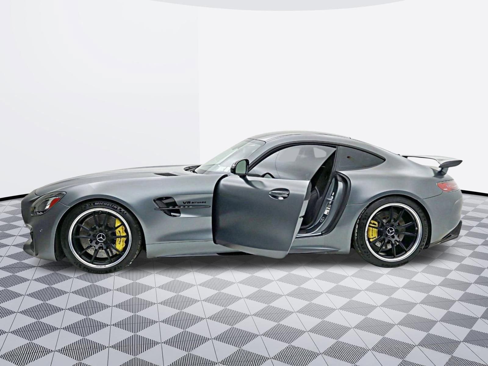 2018 Mercedes-Benz AMG® GT R AMG® GT R