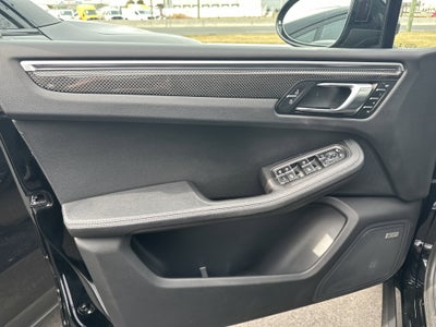 2021 Porsche Macan NA