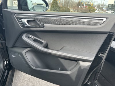 2021 Porsche Macan NA