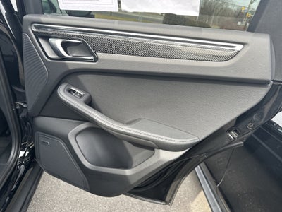 2021 Porsche Macan NA