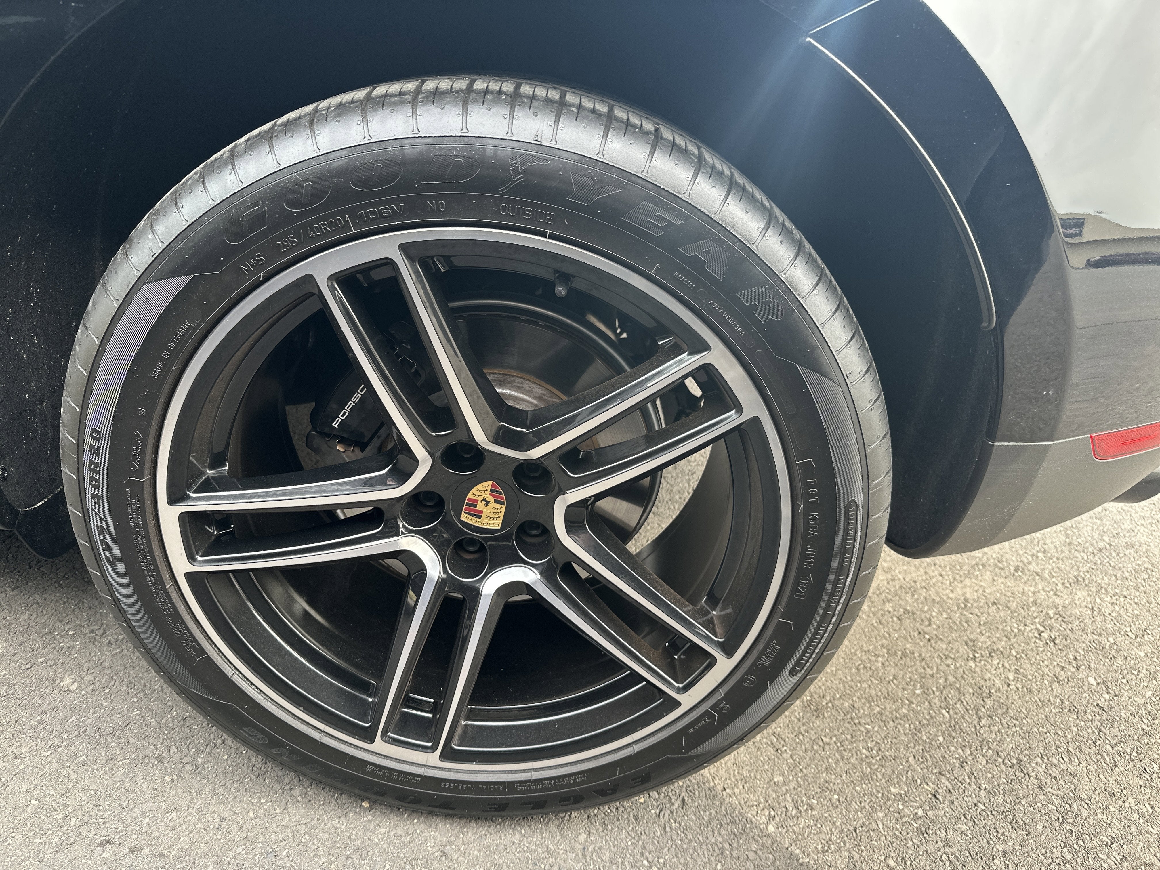 2021 Porsche Macan NA