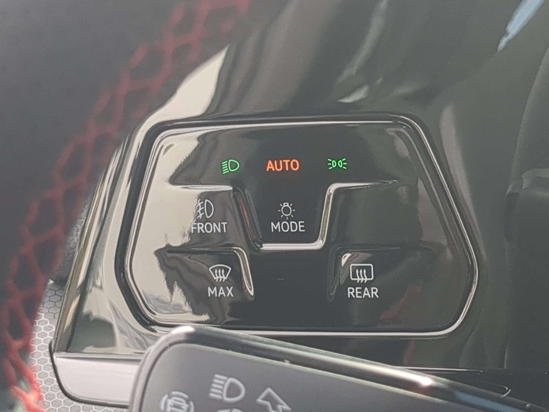 2024 Volkswagen Golf GTI 2.0T Autobahn