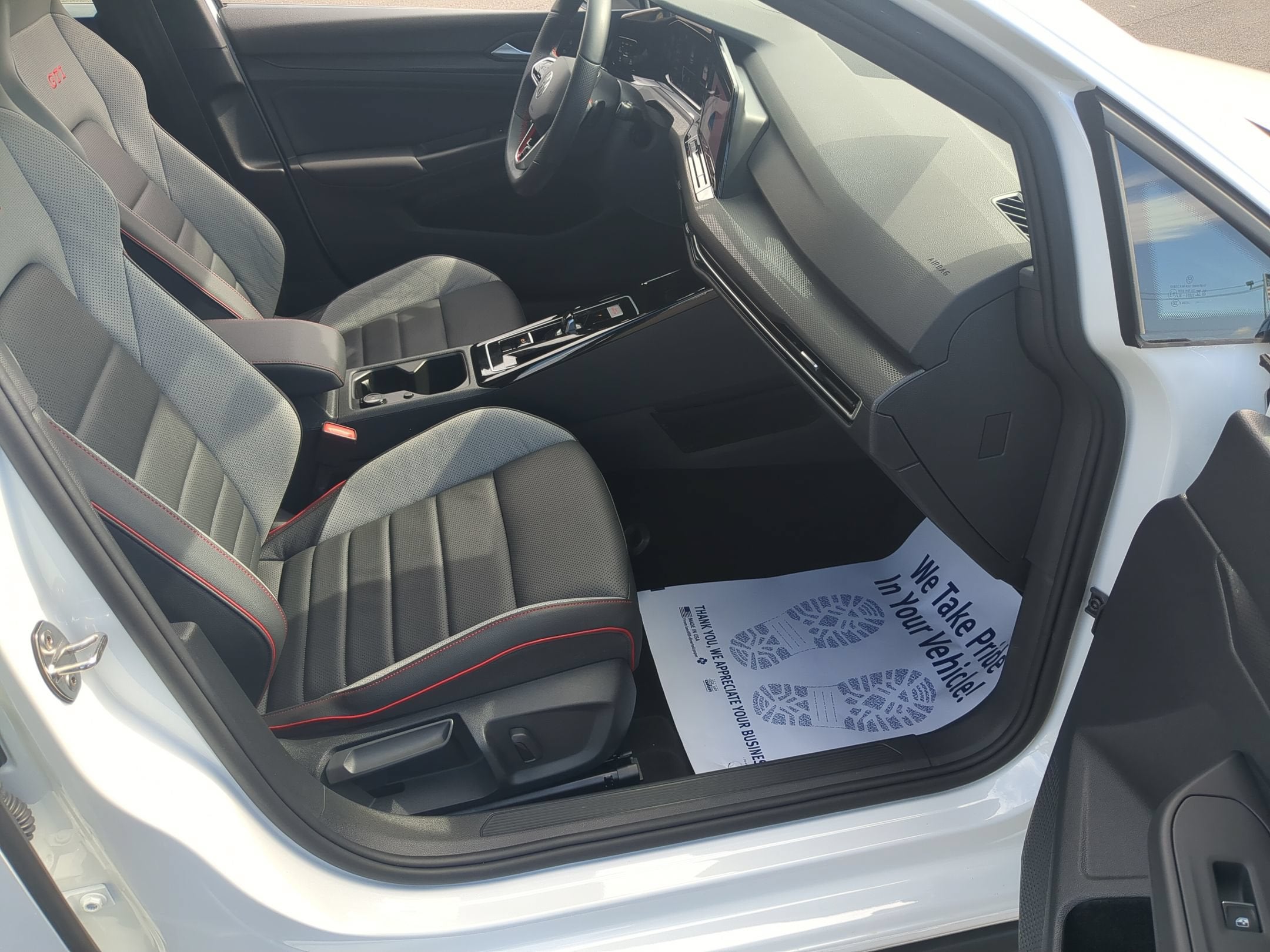 2024 Volkswagen Golf GTI 2.0T Autobahn