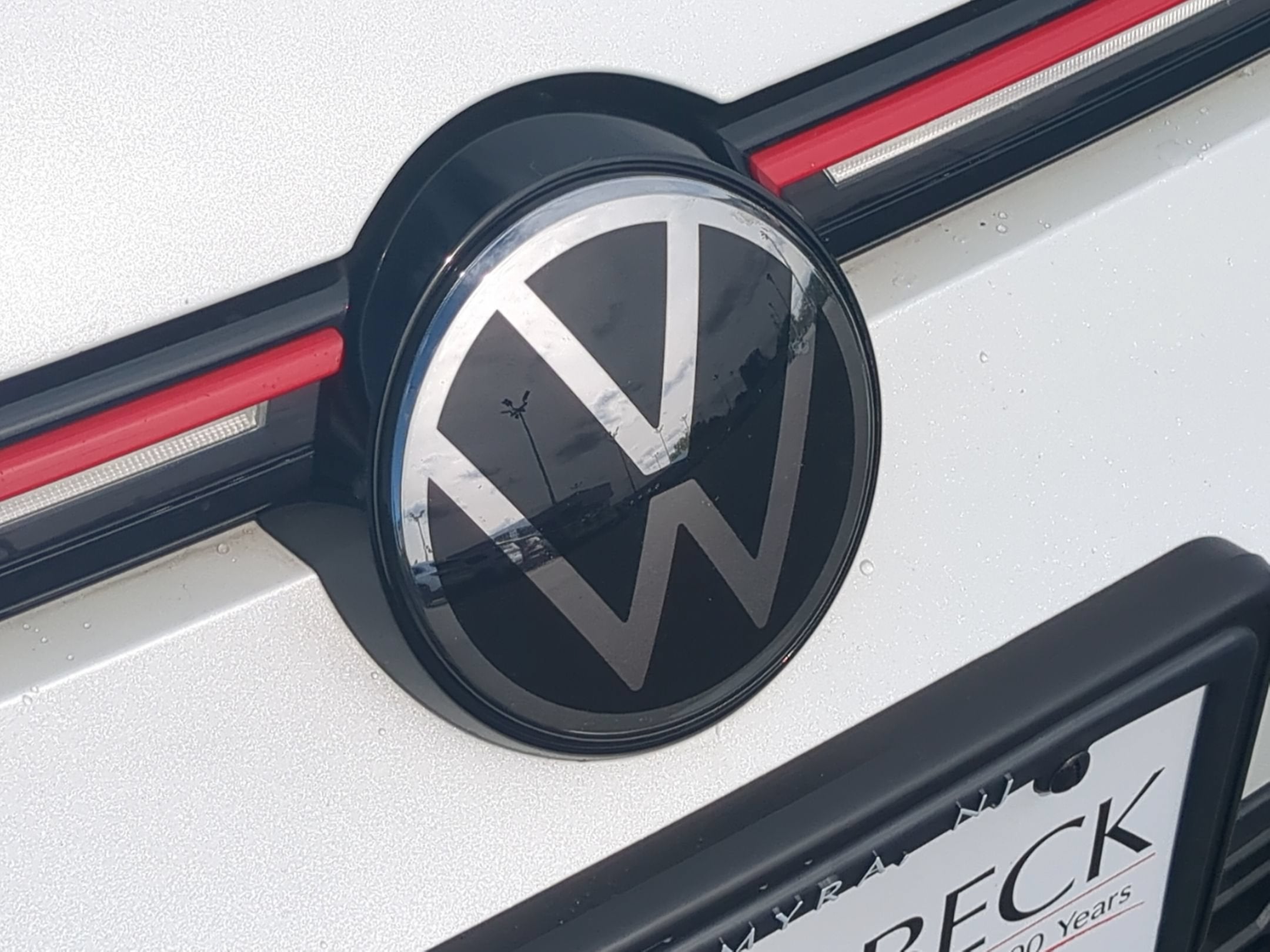 2024 Volkswagen Golf GTI 2.0T Autobahn