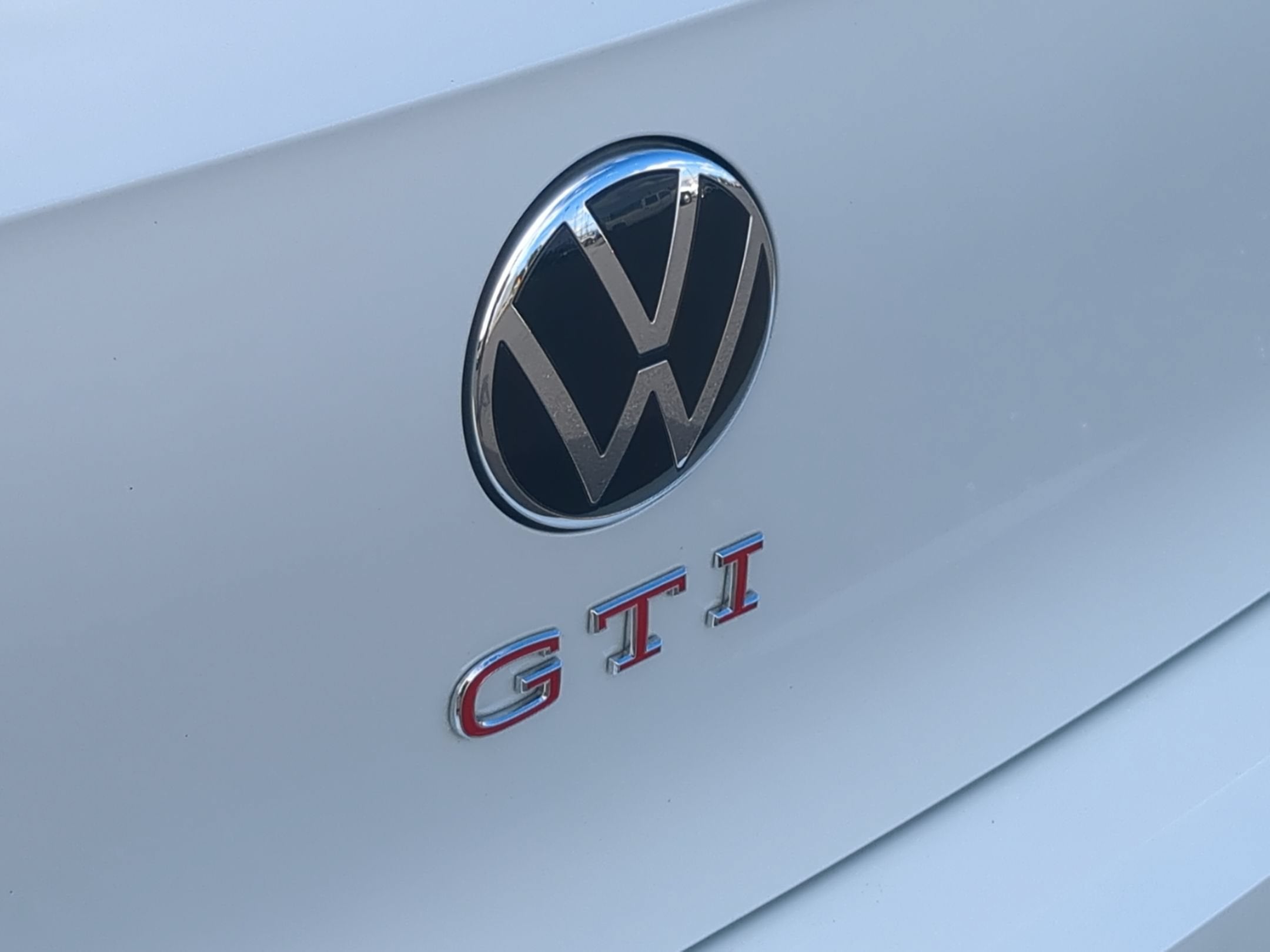 2024 Volkswagen Golf GTI 2.0T Autobahn