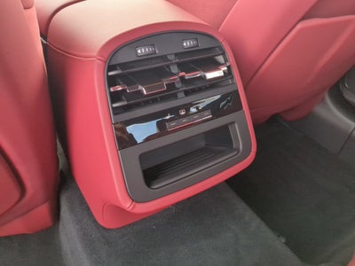 2023 Maserati Quattroporte Modena Q4