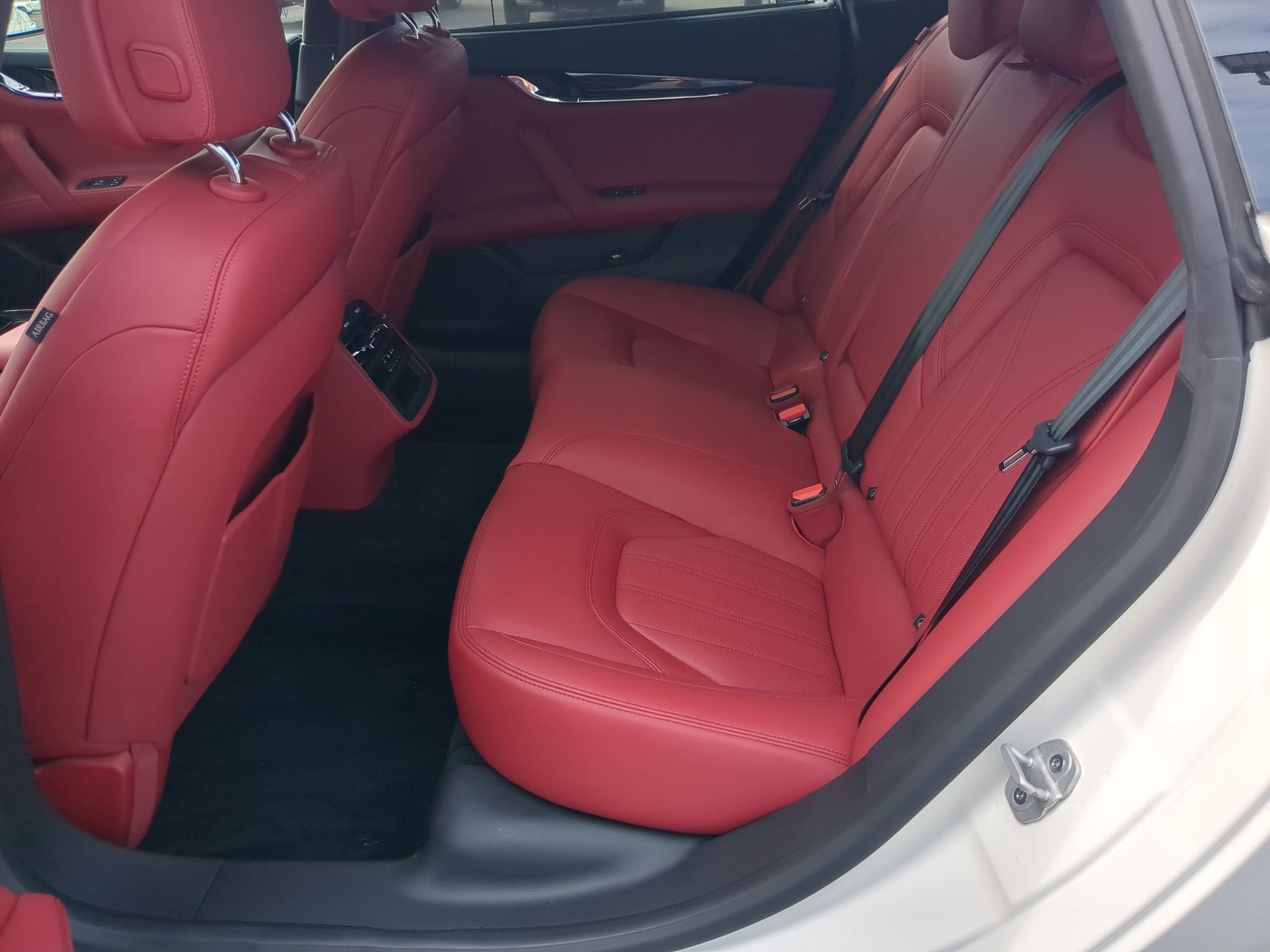 2023 Maserati Quattroporte Modena Q4