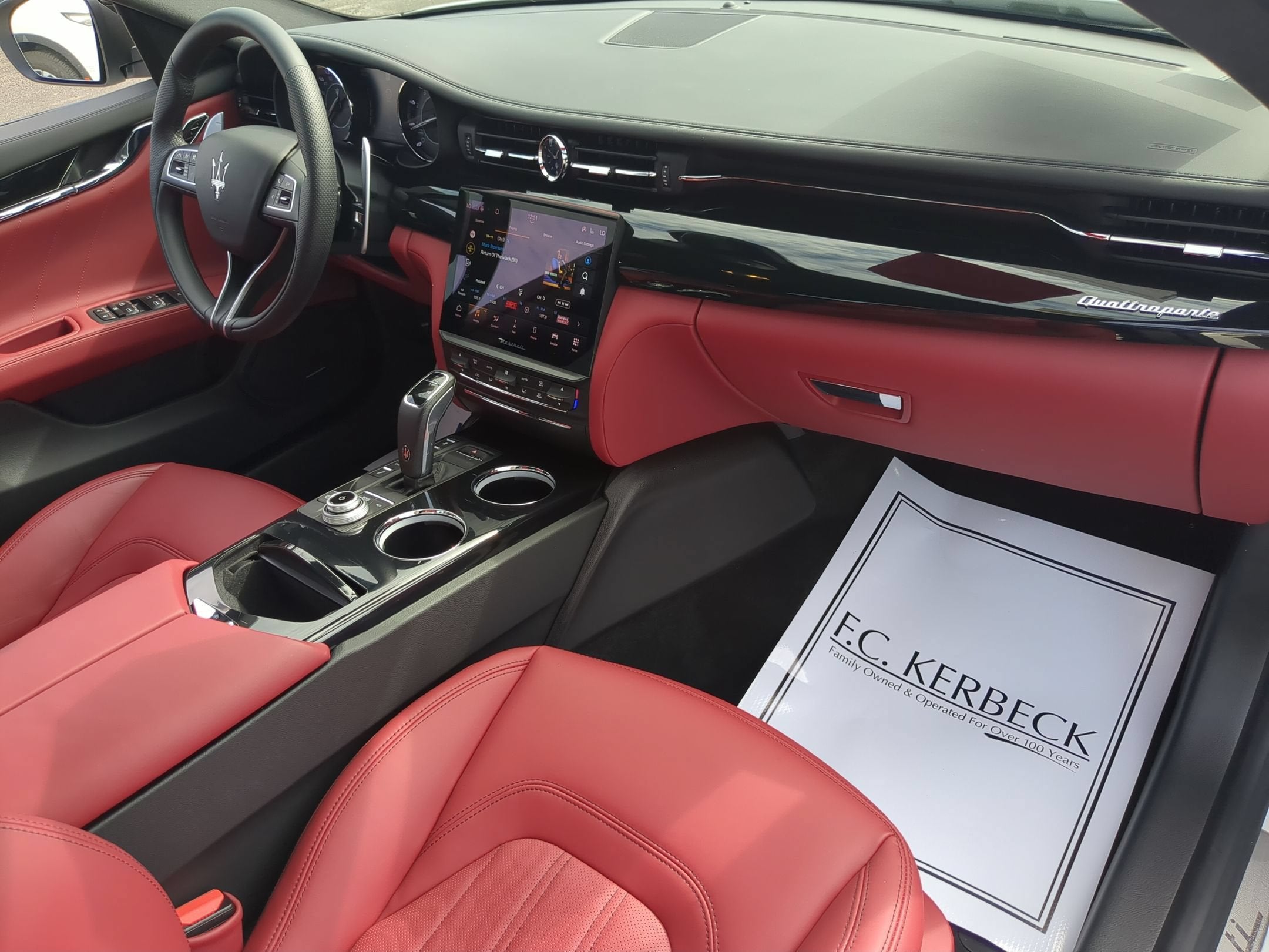 2023 Maserati Quattroporte Modena Q4