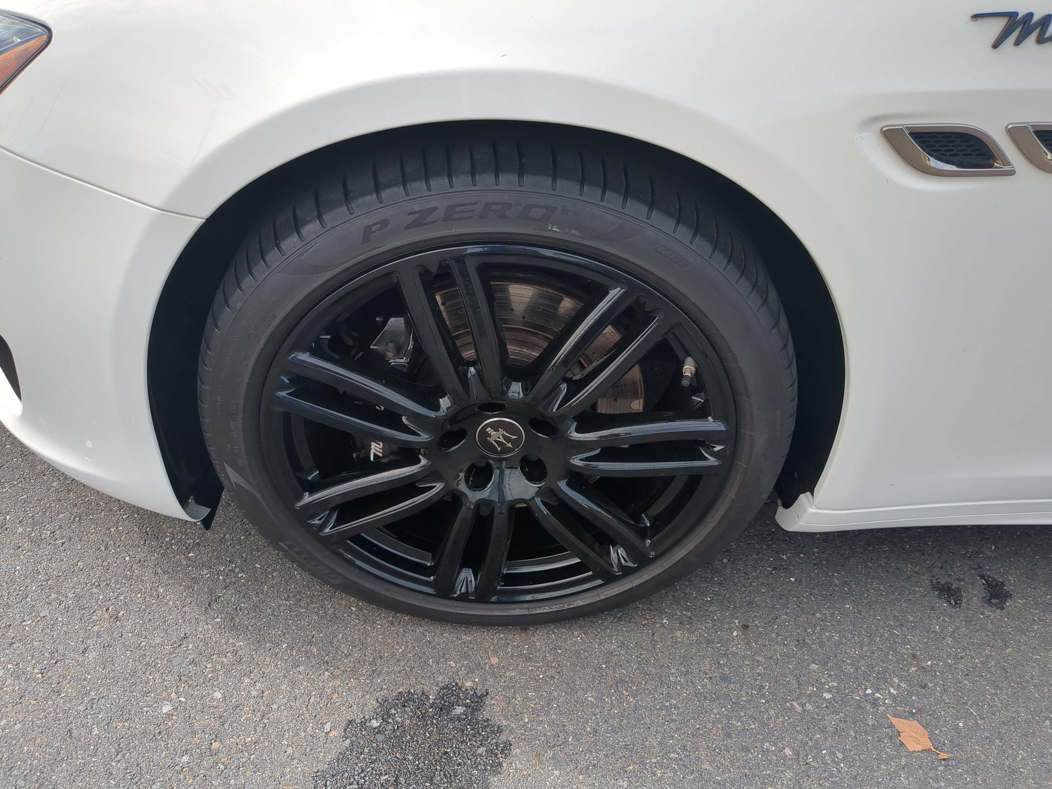2023 Maserati Quattroporte Modena Q4