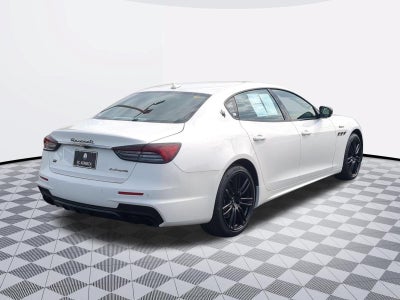 2023 Maserati Quattroporte Modena Q4
