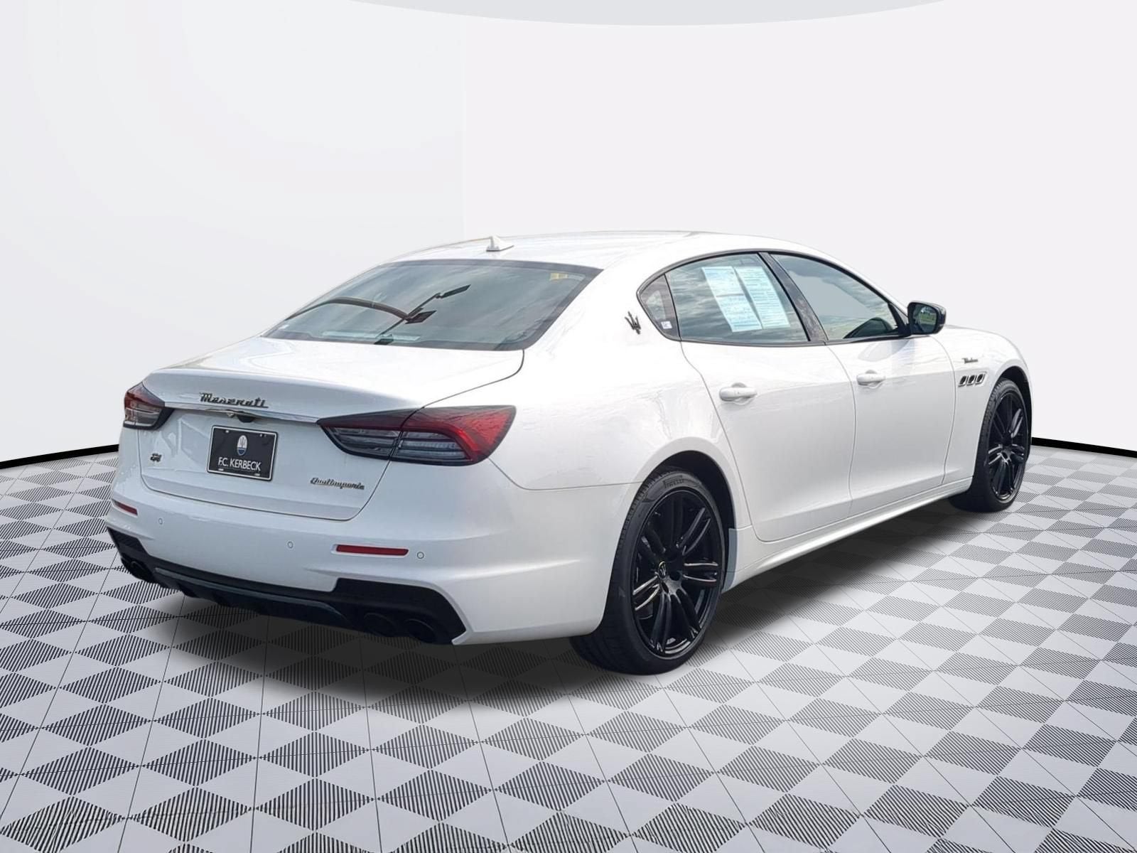 2023 Maserati Quattroporte Modena Q4