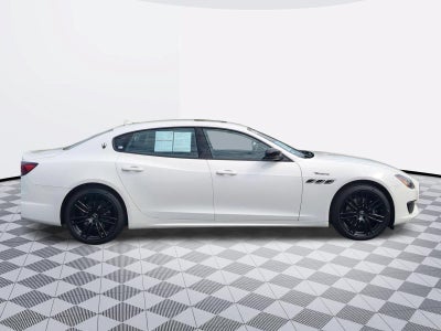 2023 Maserati Quattroporte Modena Q4