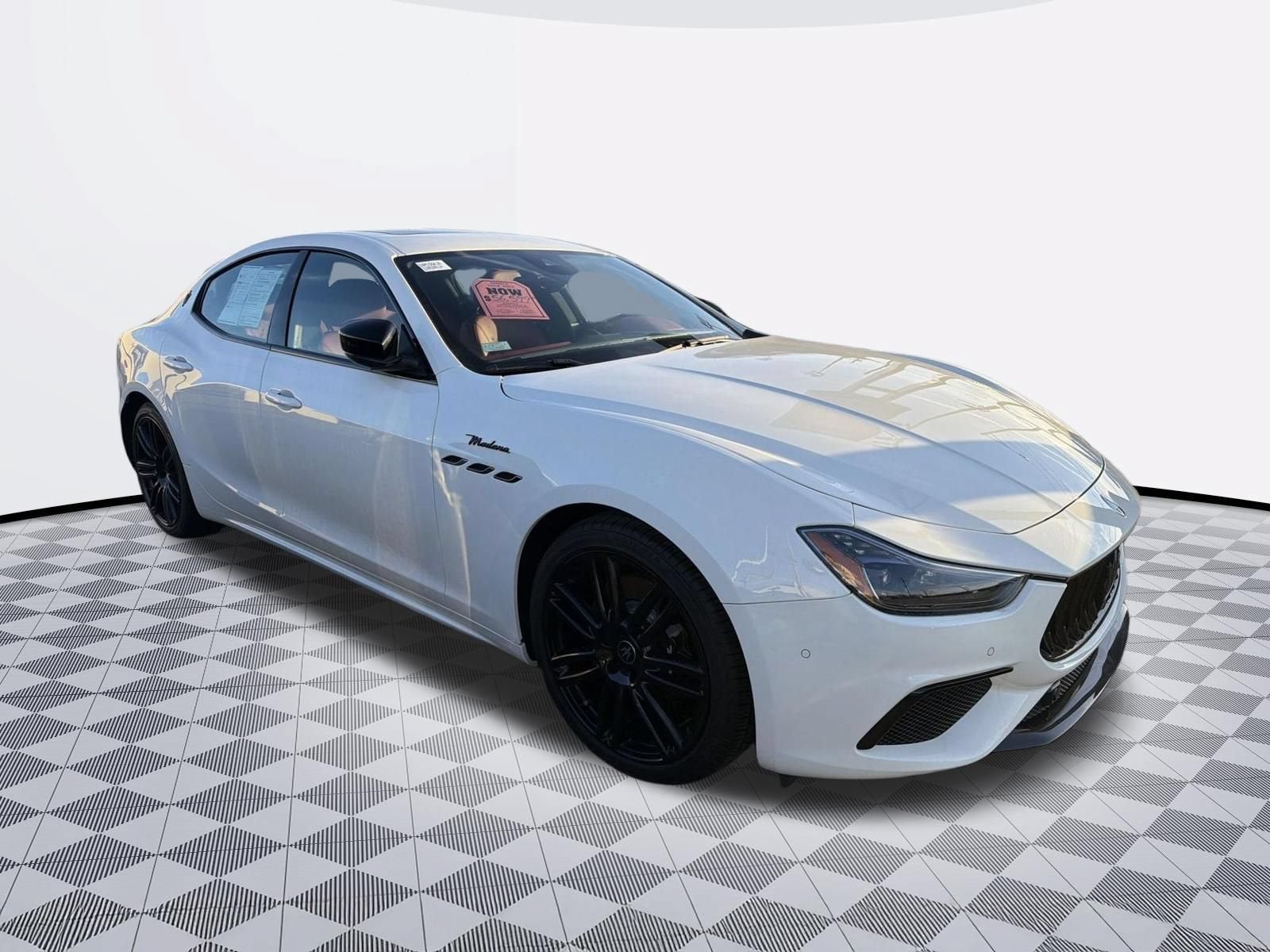 2023 Maserati Ghibli Modena Q4
