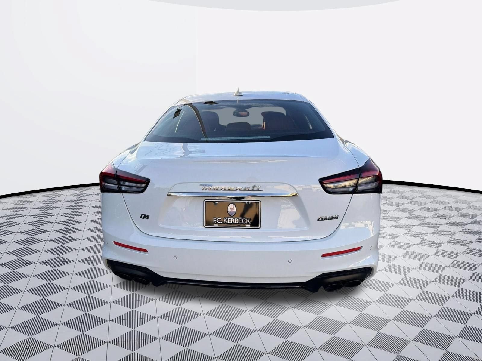 2023 Maserati Ghibli Modena Q4