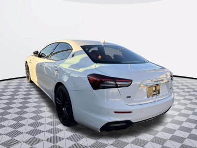 2023 Maserati Ghibli Modena Q4