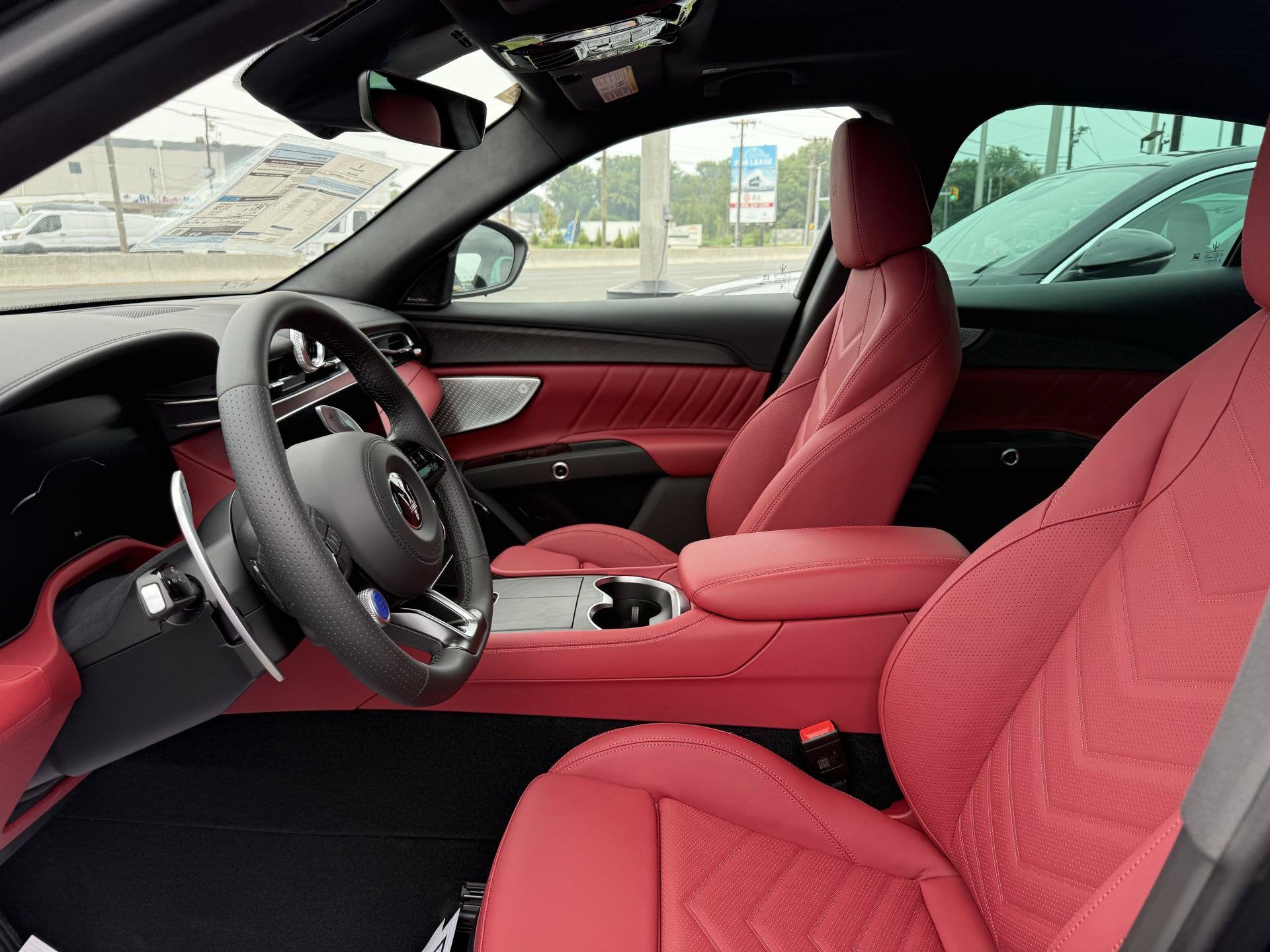 2025 Maserati Grecale NA